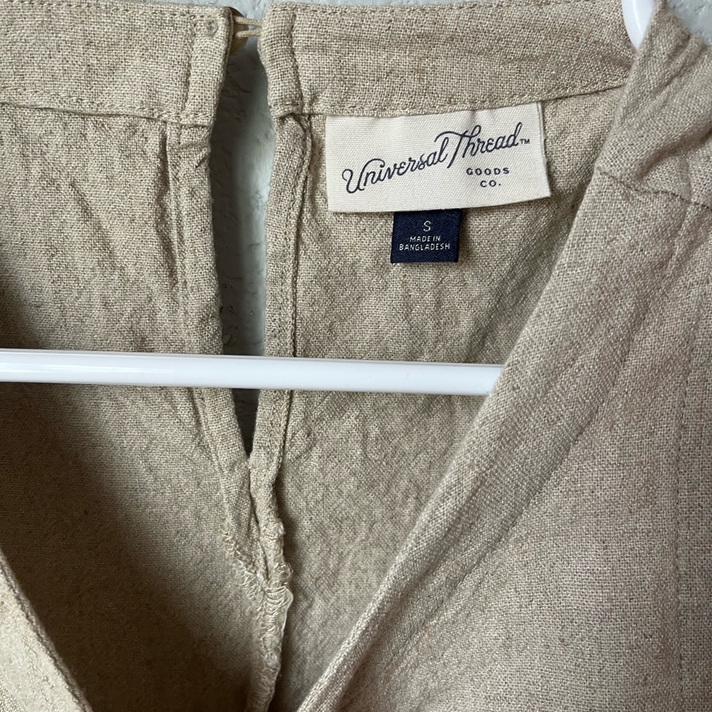 Universal Thread Tan Button-Side Tank Top - Picture 4 of 4